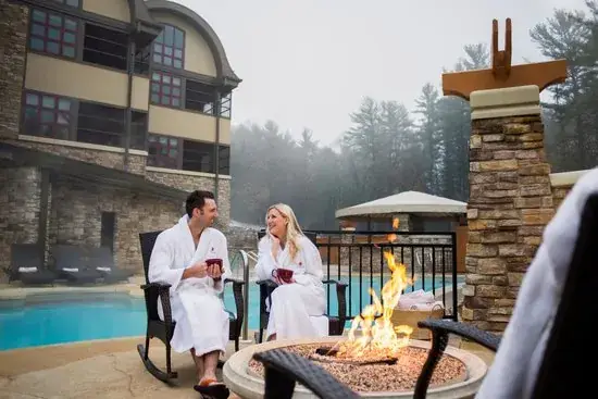 Luxury Thermal Spa Retreats USA: Strategic Investment Guide